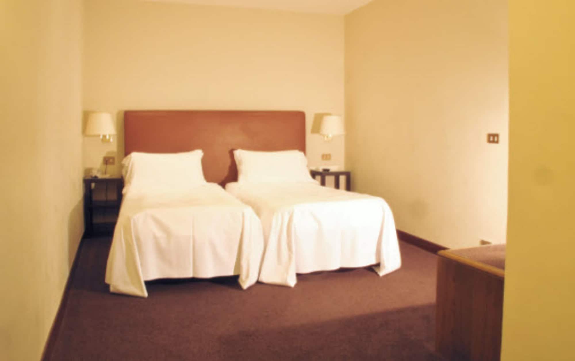 Hotel Albergo Santa Chiara Róma Kültér fotó