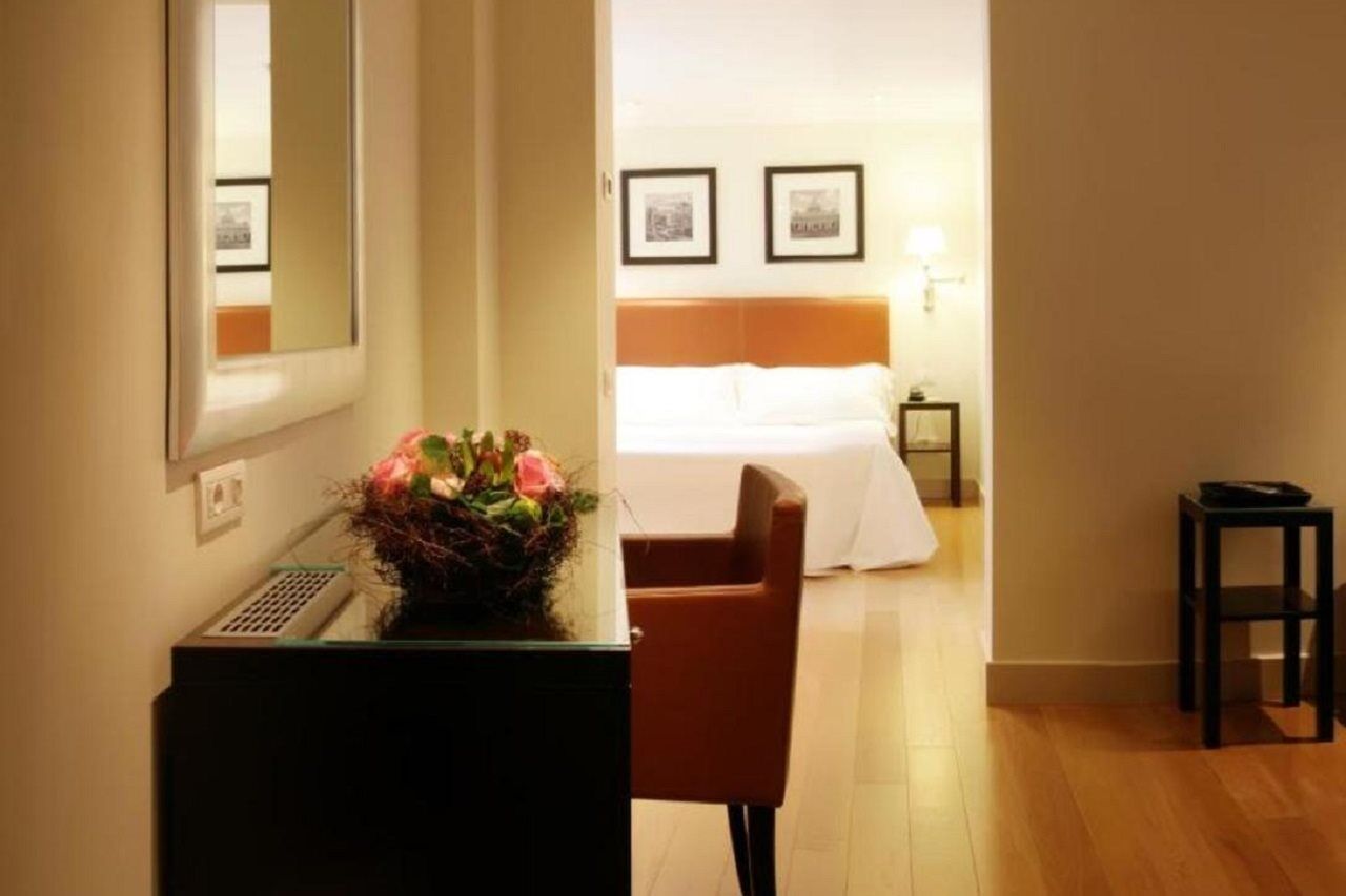 Hotel Albergo Santa Chiara Róma Kültér fotó